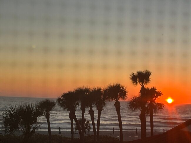 Foto del edificio - 1945 Gulf of Mexico Dr