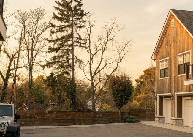 Foto del edificio - Mowbray Manor by Dial Residential
