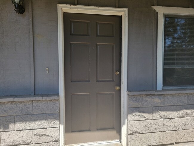 Foto del edificio - 400 NW Elm St