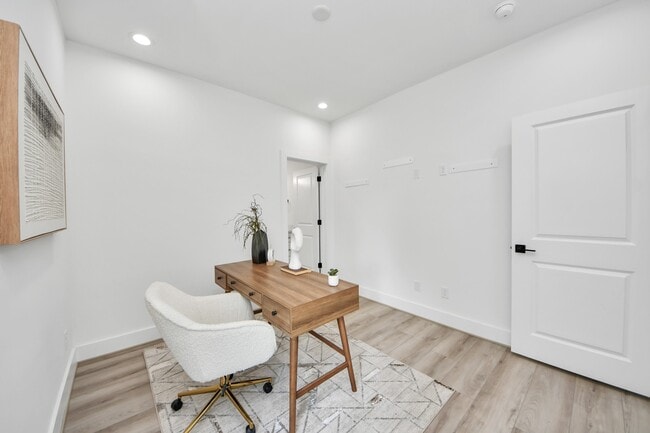 Foto del edificio - 7727 Hammerly Blvd