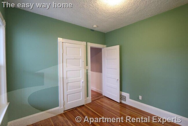 Building Photo - 21 Granite St