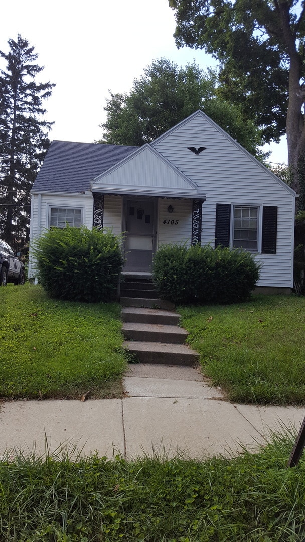 Building Photo - nice 2 bedroom house ready for move in ASAP.