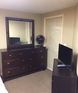 Cómoda de dormitorio - 107 Cass St