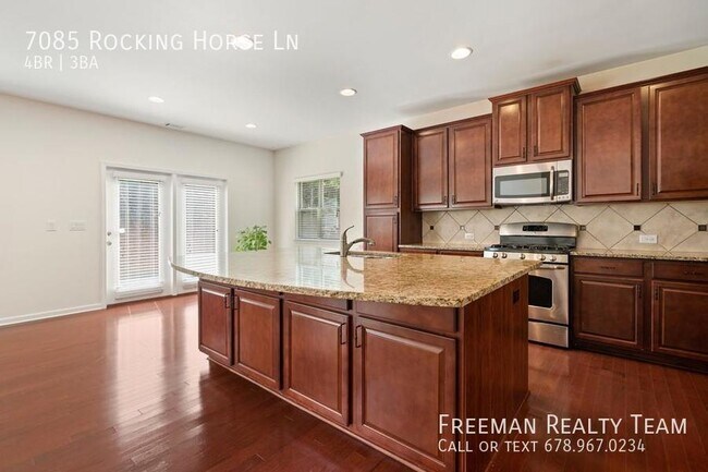 Building Photo - SPACIOUS 4-BEDROOM IN CUMMING