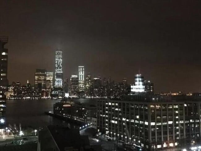 Foto del edificio - 1 2nd St