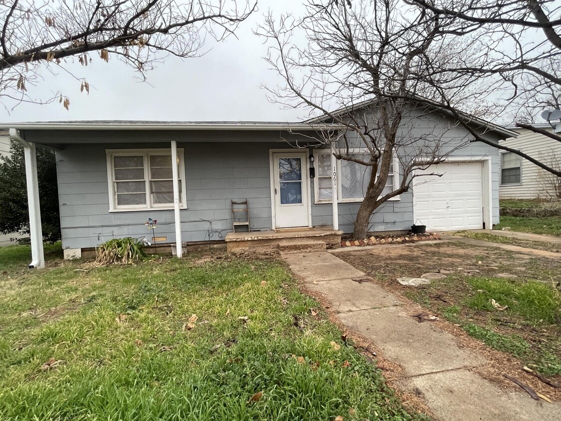 1061 Oak St, Colorado City, TX 79512 House Rental in Colorado City