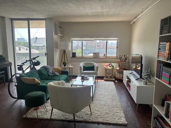 Photo - 872 Massachusetts Ave Apartment