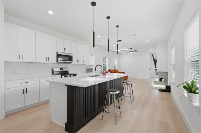 Foto del edificio - 404 N Moore St