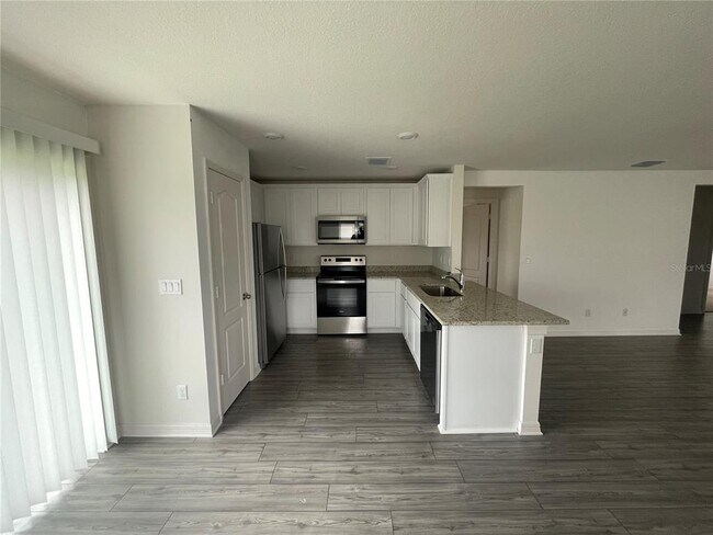 Building Photo - 5335 Entertainment Way