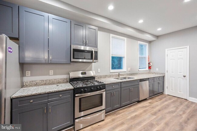 Foto del edificio - 2909 Echodale Ave