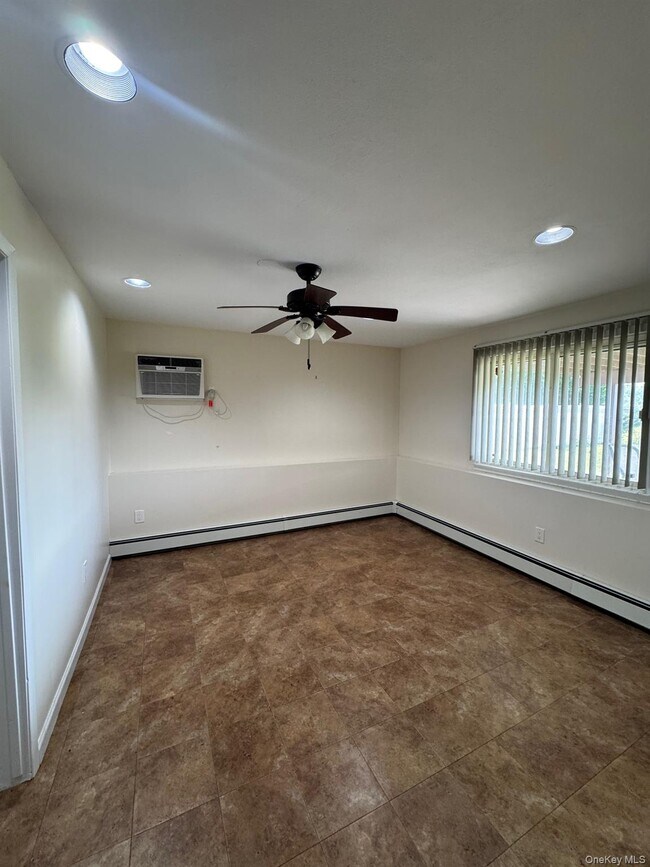 Foto del edificio - 2608 Island Channel Rd
