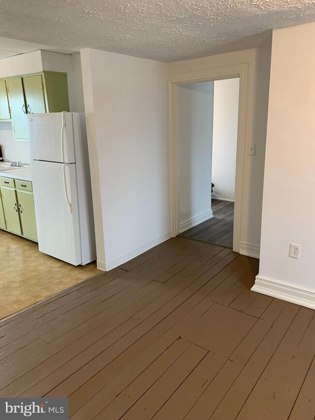 223 S Washington St, Greencastle, PA 17225 House Rental in