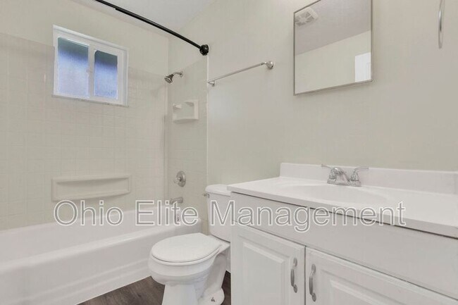 Foto del edificio - 861 Kingsford Rd