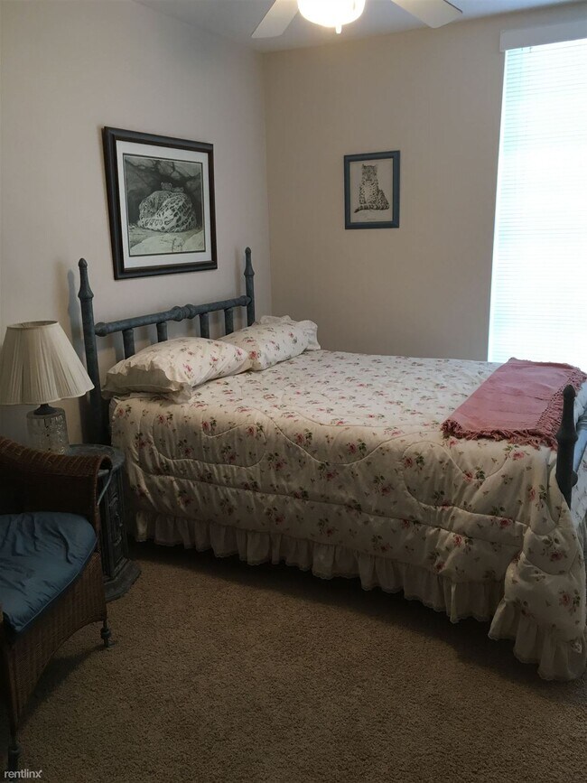 Foto del edificio - 2 br, 1 bath Condo - 4351 Tahitian Gardens...