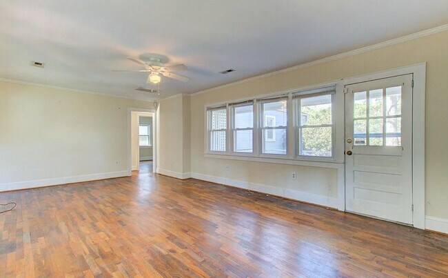 Building Photo - 5521 Wrightsville Ave