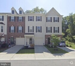 Building Photo - 7425 Willow View Ln