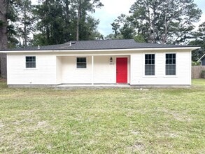 Building Photo - 2013 Bradley Ave