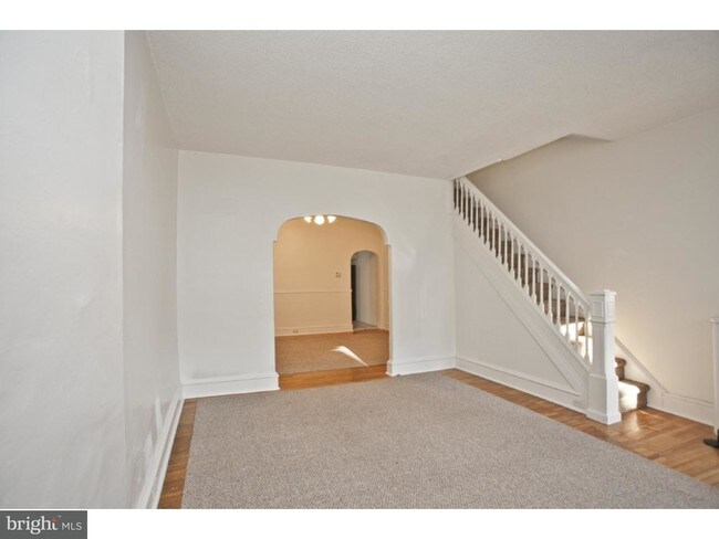 Building Photo - 4321 Pechin St