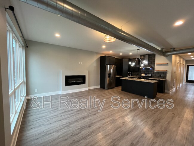 Foto del edificio - 749 Parkway Ave