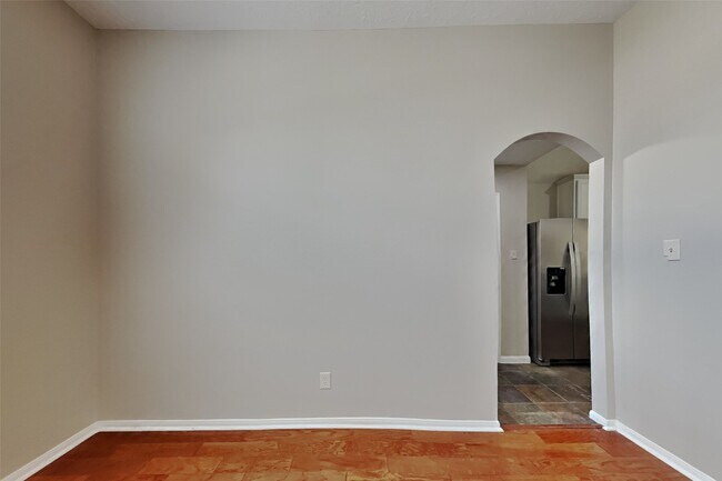 Foto del edificio - 26905 Faircourt Dr