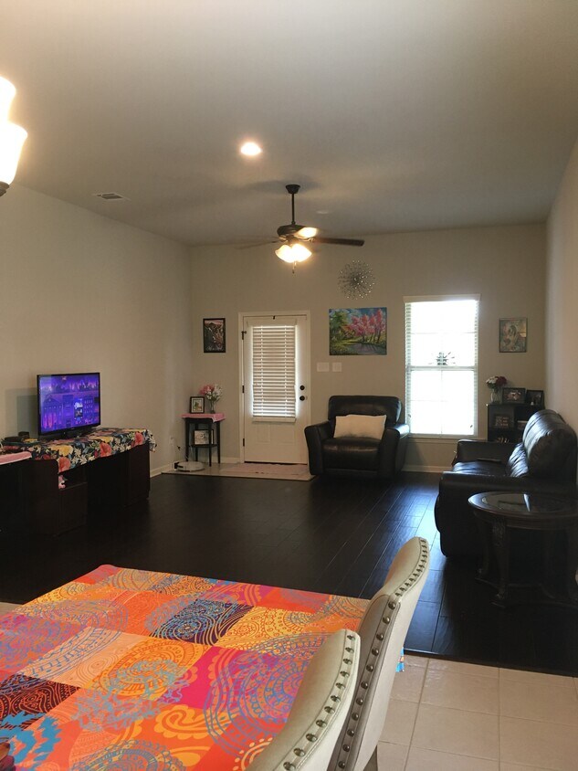 Living room - 6422 Red Rose Dr