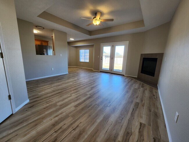 Foto del edificio - Spacious 2-Bedroom, 2-Bathroom Home AVAILABLE NOW!!