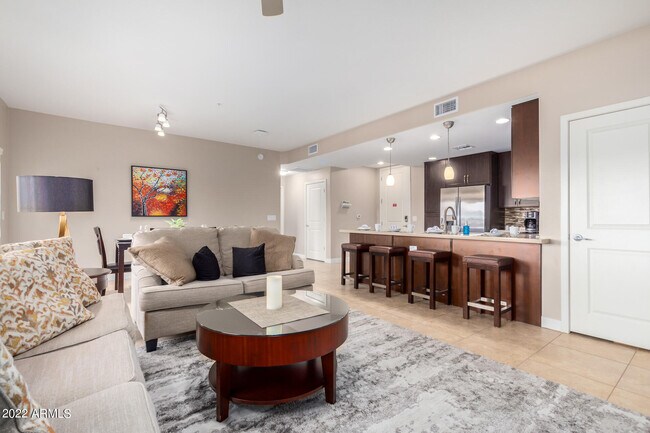 Building Photo - 5450 E Deer Valley Dr