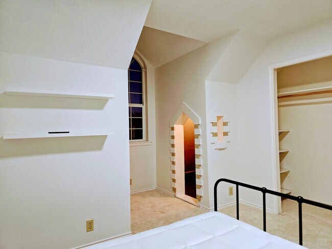 Building Photo - 11287 SE 118th Ct