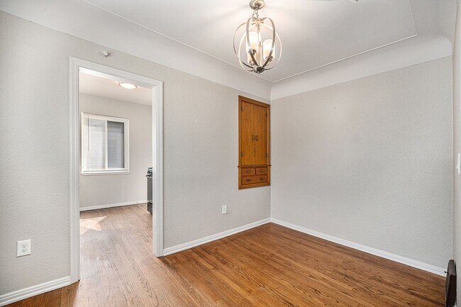 Building Photo - Charming 2-Bedroom Ranch in Wheat Ridge