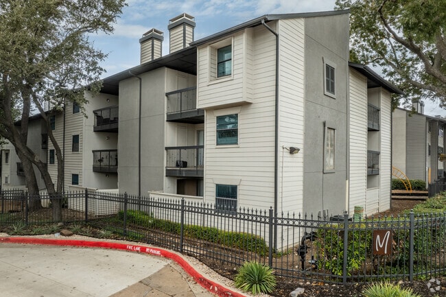 Building Photo - The Marion