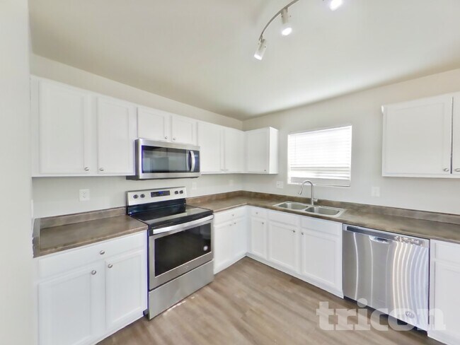 Foto del edificio - 4151 E Aragonite Ln