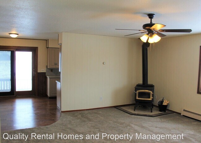 Building Photo - 3 br, 1 bath House - 11433 Dodge Rd.