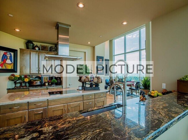 Foto del edificio - 945 N Gessner Rd