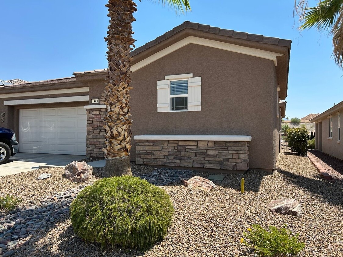 Primary Photo - Home on The Canyons Golf Course
