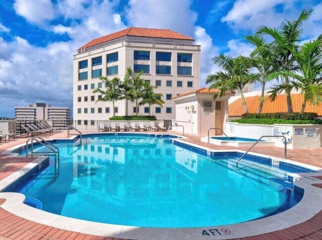 Foto del edificio - 888 Douglas Rd