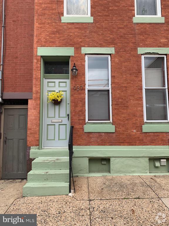 Building Photo - 937 N 4th St