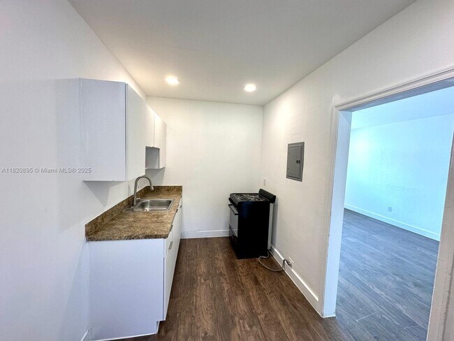 Foto del edificio - 17175 NE 19th Ave