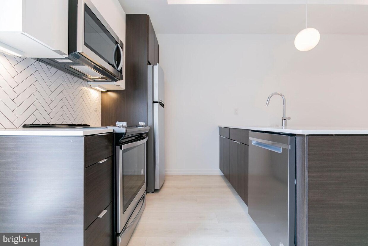 Foto principal - 1236 N Taney St