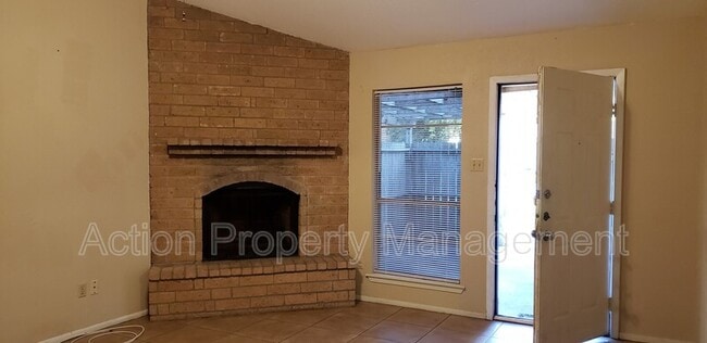 Foto del edificio - 6628 Hardwick St