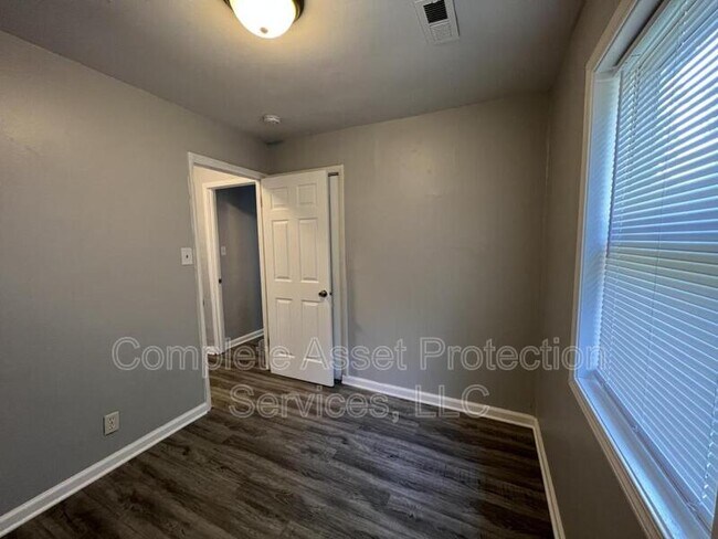 Foto del edificio - 4079 Missouri St