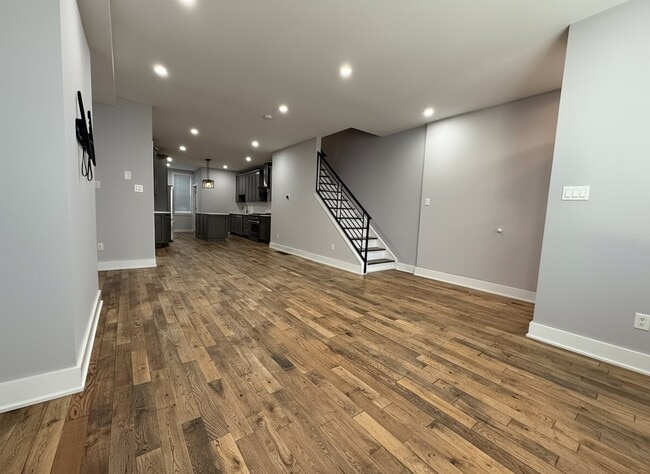 Building Photo - 2529 Grays Ferry Ave