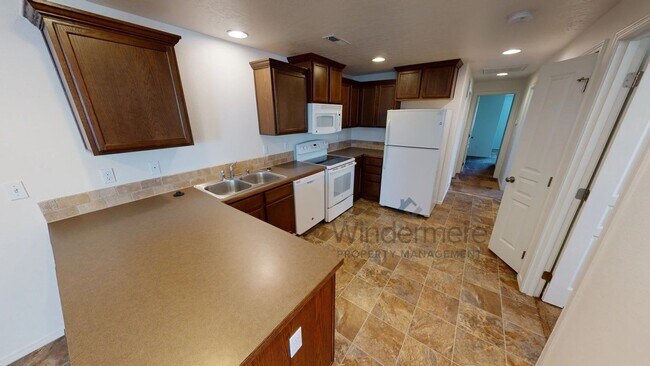 Building Photo - marj208