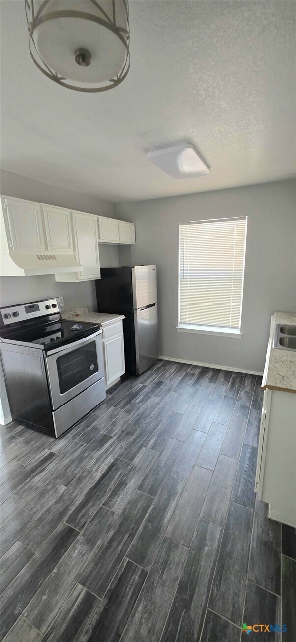 Foto del edificio - 1802 Windward Dr