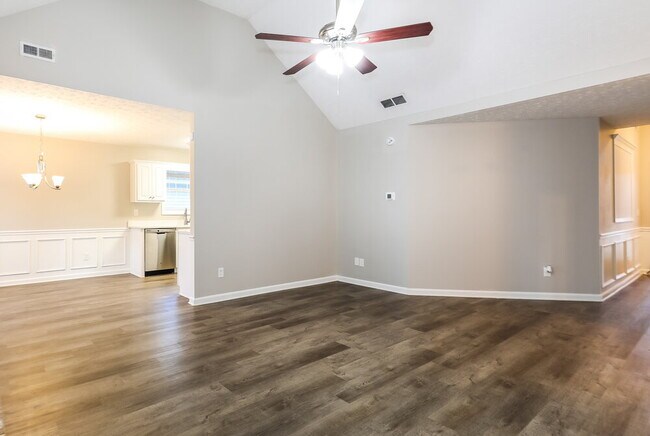 Foto del edificio - 125 Eastfield Ct