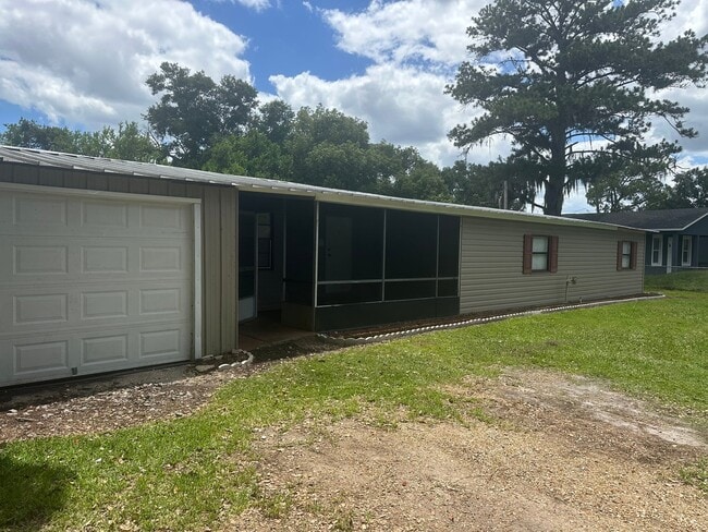 Photo - 2777 Tropical Lake Dr House