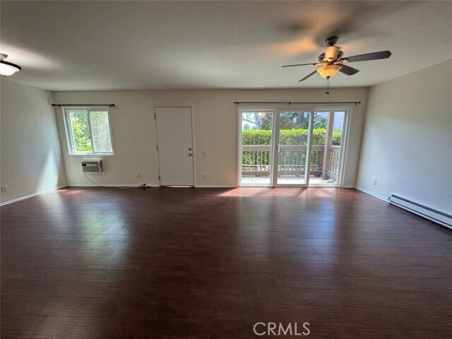 Building Photo - 374 Miraleste Dr