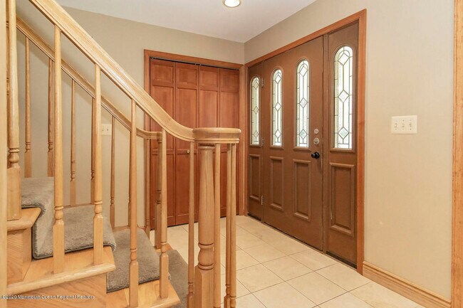 Building Photo - 1512 Caroline Ln