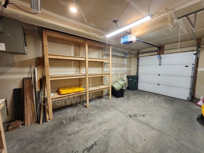 Building Photo - 2645 Meadow Lark Way