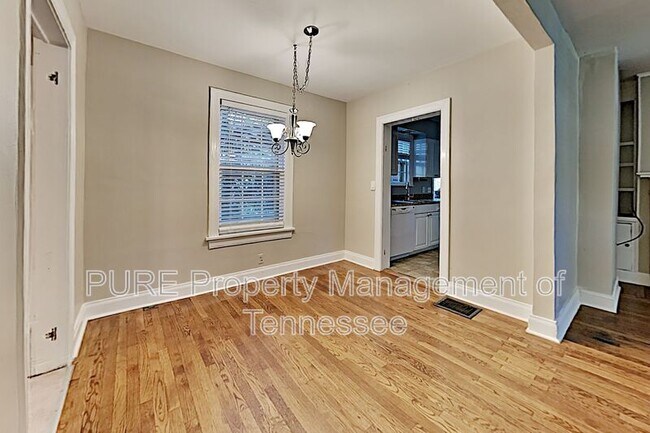 Building Photo - 1717 Temple Ave