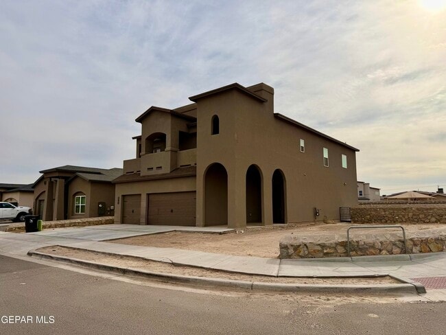 Building Photo - 122 Esther Trl